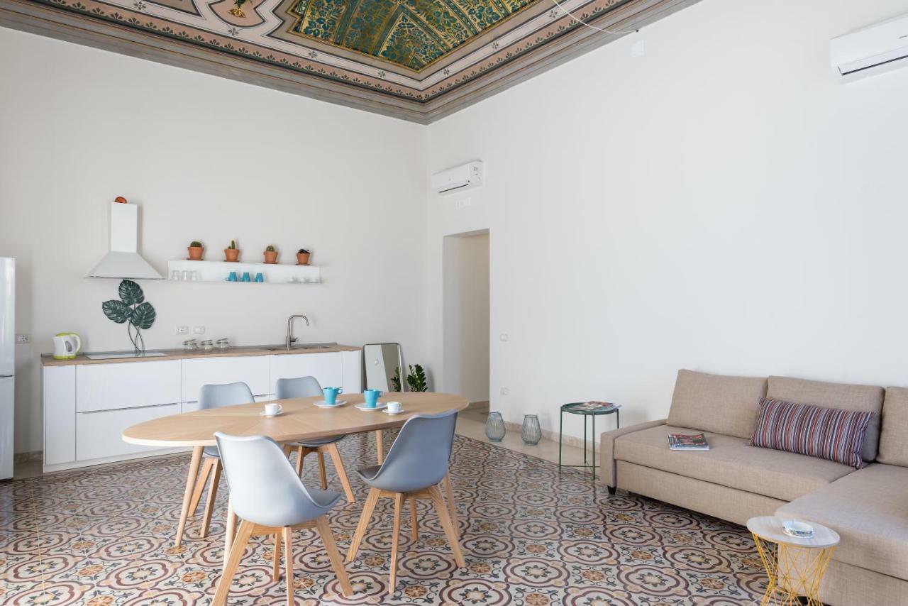 Darsena Apartments By Wonderful Italy Сиракуза Екстериор снимка